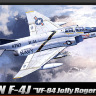 Academy 12305 F-4J Фантом II  